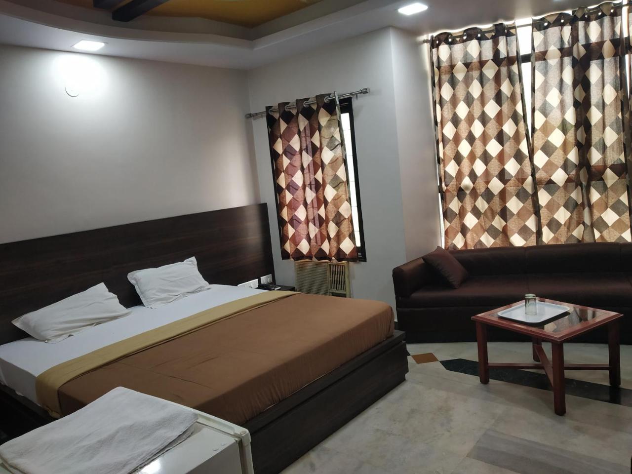 Hotel Rajwada International Belgaum Exterior photo